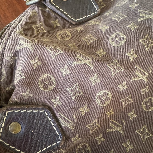 Louis Vuitton Monogram Canvas Handbag - Picture 13 of 13